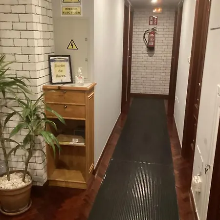 Saudade Cafetería Hotel 3*