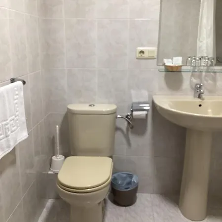 Saudade Hostal Cafeteria Hotel