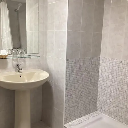 Saudade Hostal Cafeteria Hotel 3*