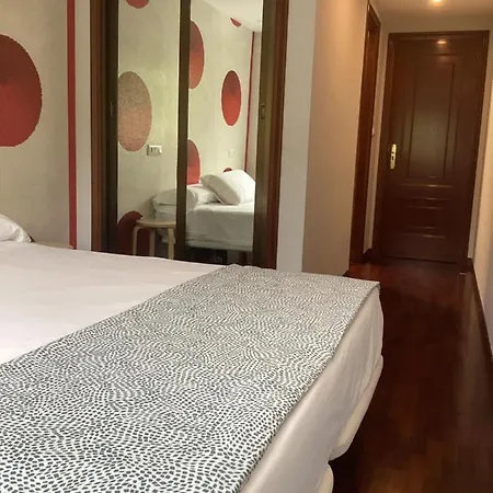 Saudade Hostal Cafeteria 3* A Coruna