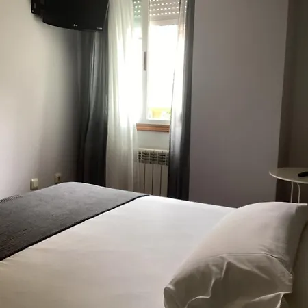 Hotel Saudade Hostal Cafeteria 3*