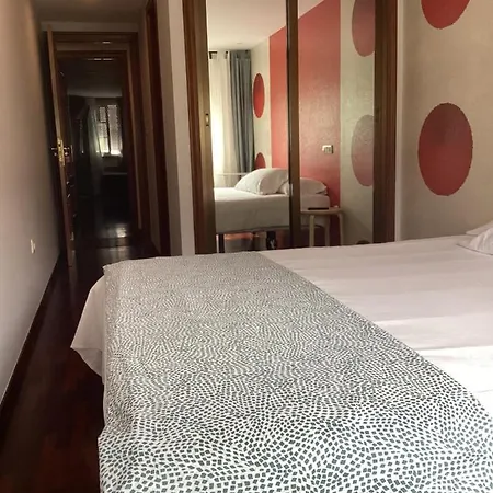 Hotel Saudade Hostal Cafeteria A Coruna