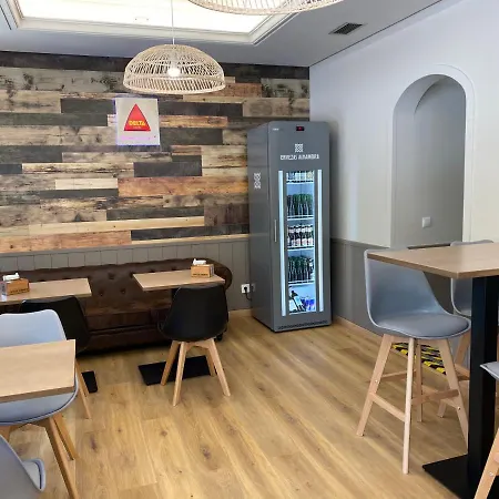 Saudade Hostal Cafeteria Hotel 3*