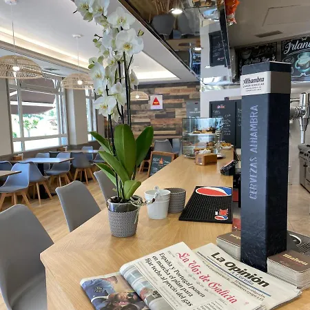 Saudade Hostal Cafeteria Hotel