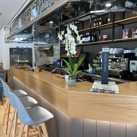 Saudade Cafetería 3* A Coruña