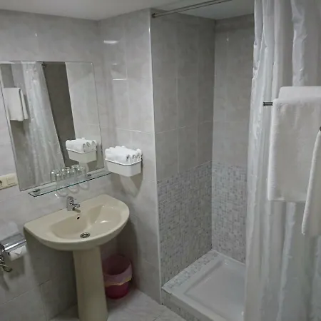 Saudade Hostal Cafeteria Hotel 3*