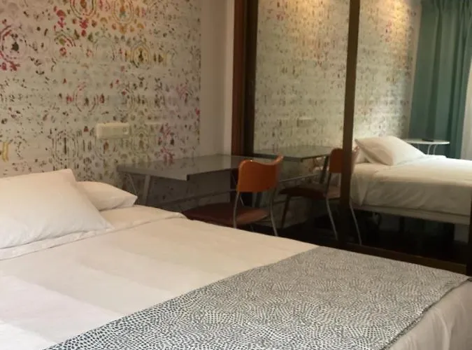 Saudade Hostal Cafeteria Hotel