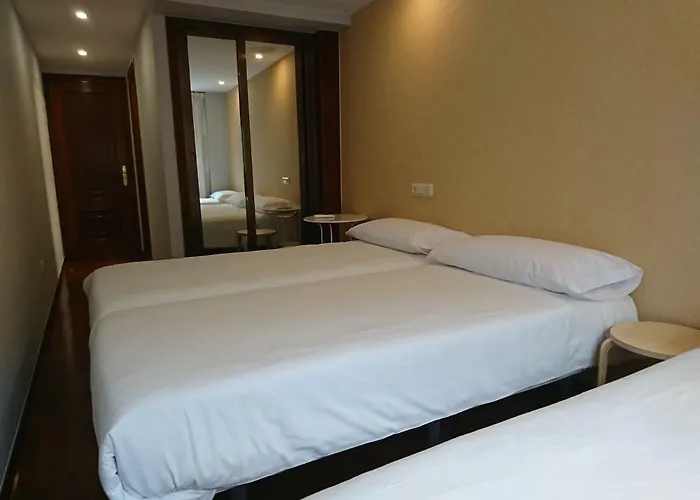 Saudade Hostal Cafeteria 3*